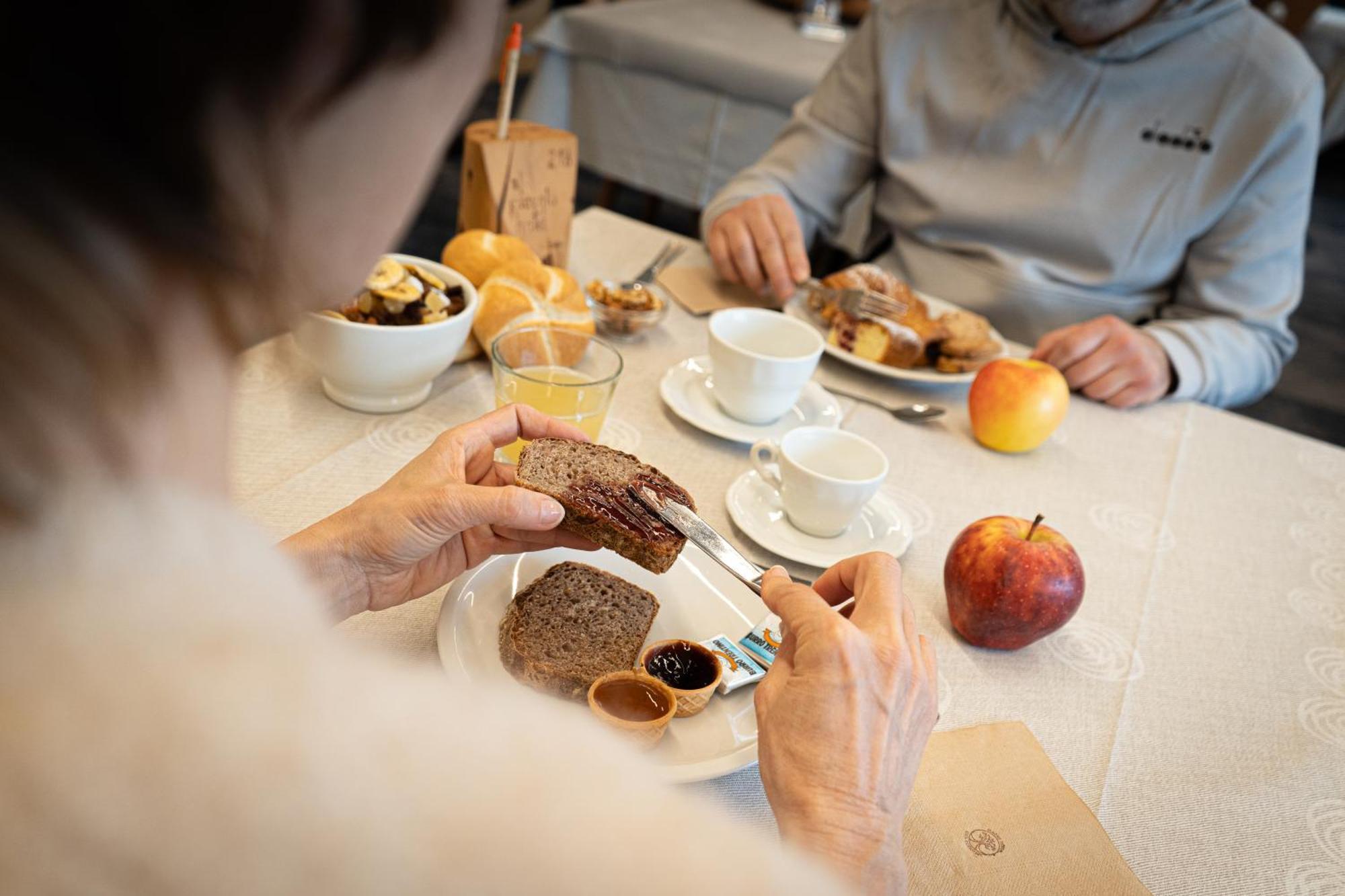 Al Piccolo Hotel Vigo di Fassa Eksteriør bilde