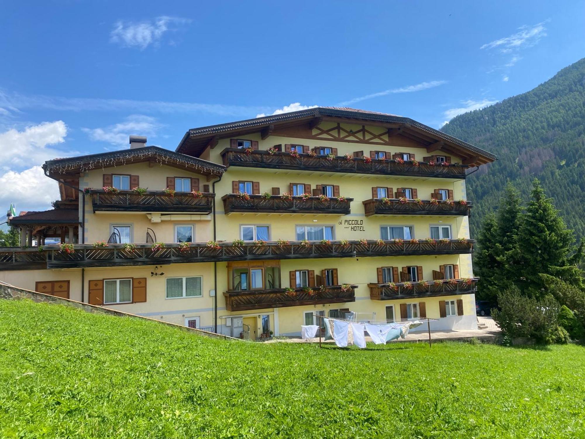 Al Piccolo Hotel Vigo di Fassa Eksteriør bilde