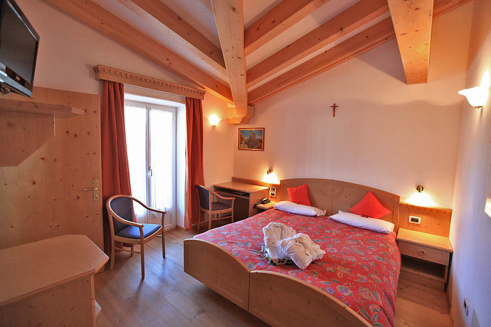Al Piccolo Hotel Vigo di Fassa Eksteriør bilde